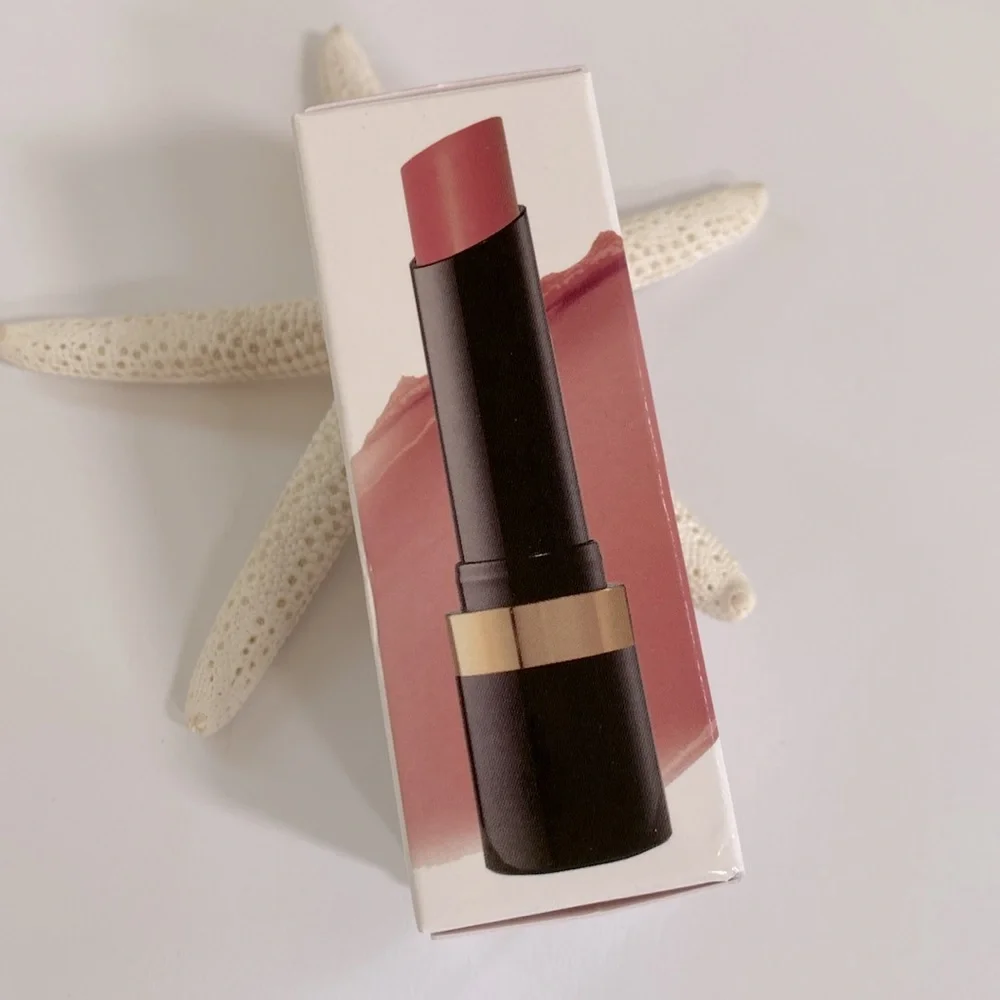 Laura Geller Smart Pout Lipstick-Expert